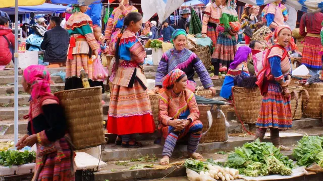 Markt in Bac Ha (Foto: Heinz Bachmann) Markt in Bac Ha (Foto: Heinz Bachmann)