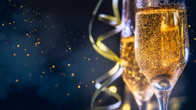 Champagner_Neujahr (Foto: gottesdienste ref-staefa) Champagner_Neujahr (Foto: gottesdienste ref-staefa)