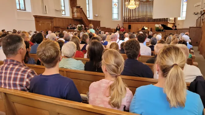 Gottesdienst Stäfa (Foto: gottesdienste ref-staefa) Gottesdienst Stäfa (Foto: gottesdienste ref-staefa)