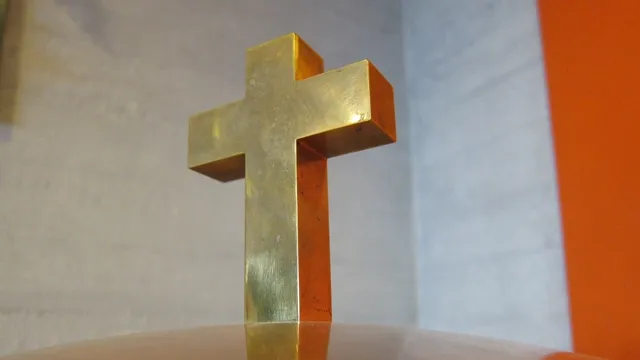 Kreuz (Foto: Werner Näf) Kreuz (Foto: Werner Näf)