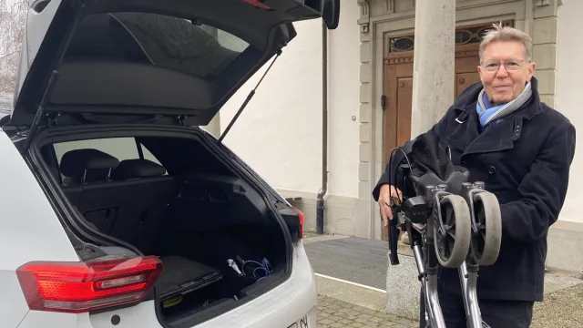 Fahrdienst_ATh (Foto: Ursula Pernet) Fahrdienst_ATh (Foto: Ursula Pernet)