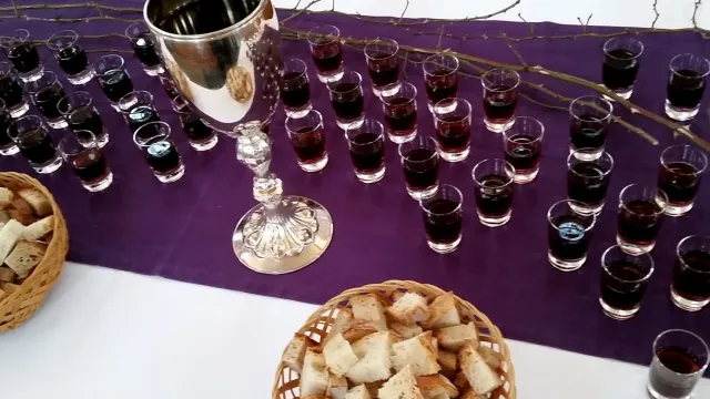 1603-karfreitag abendmahl wädi (1) (Foto: Frank Lehmann) 1603-karfreitag abendmahl wädi (1) (Foto: Frank Lehmann)